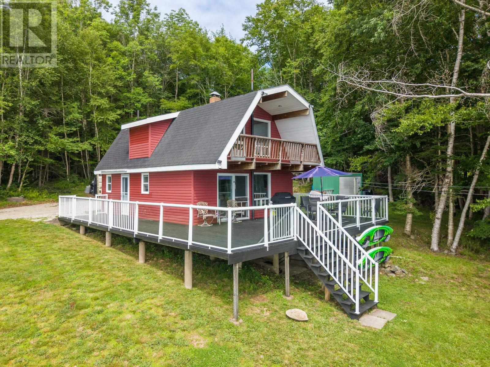17 Hardwood Lane South Branch
