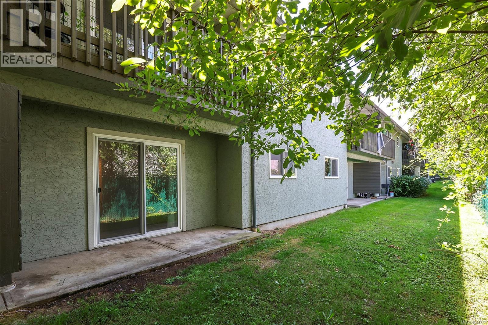 #8 1520 Piercy Ave - 7