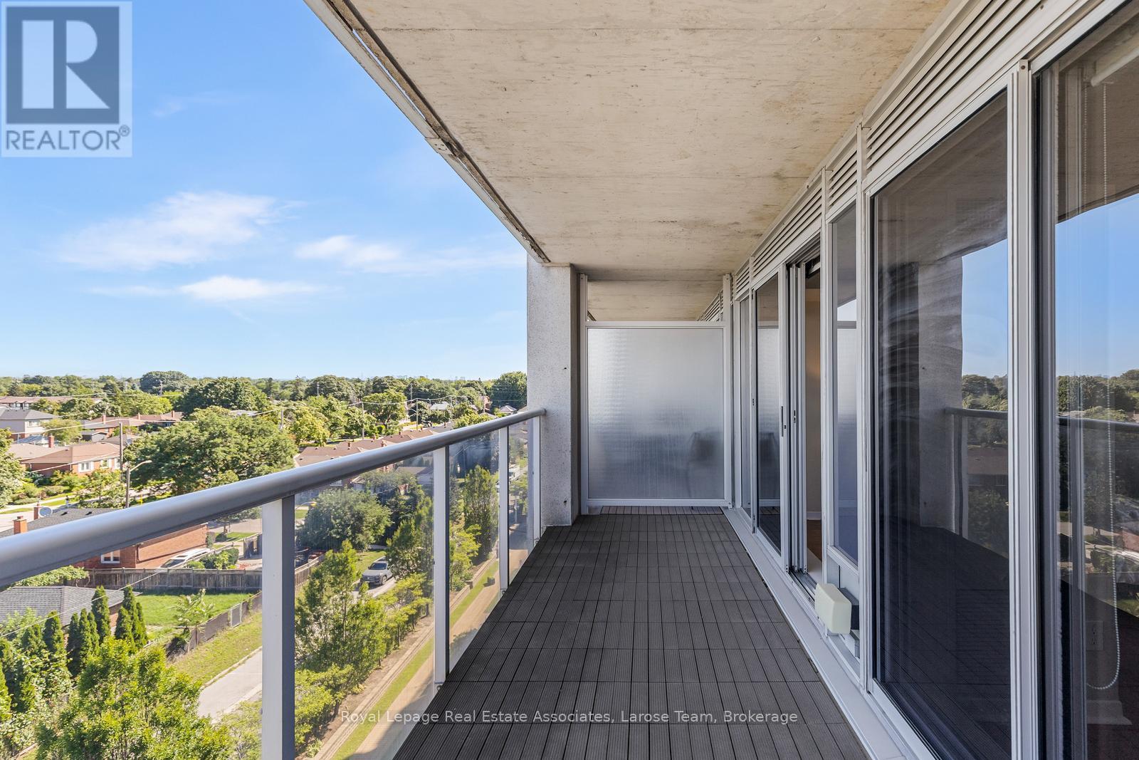 #611 1050 THE QUEENSWAY - Image 20