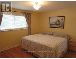 54 Roberts Crescent, Brampton, ON L6W1G8 Photo 13