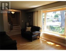 Family room - 54 Roberts Crescent, Brampton, ON L6W1G8 Photo 8