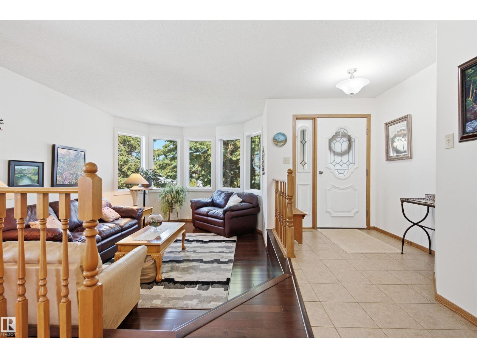 207 18 ST - Image 3
