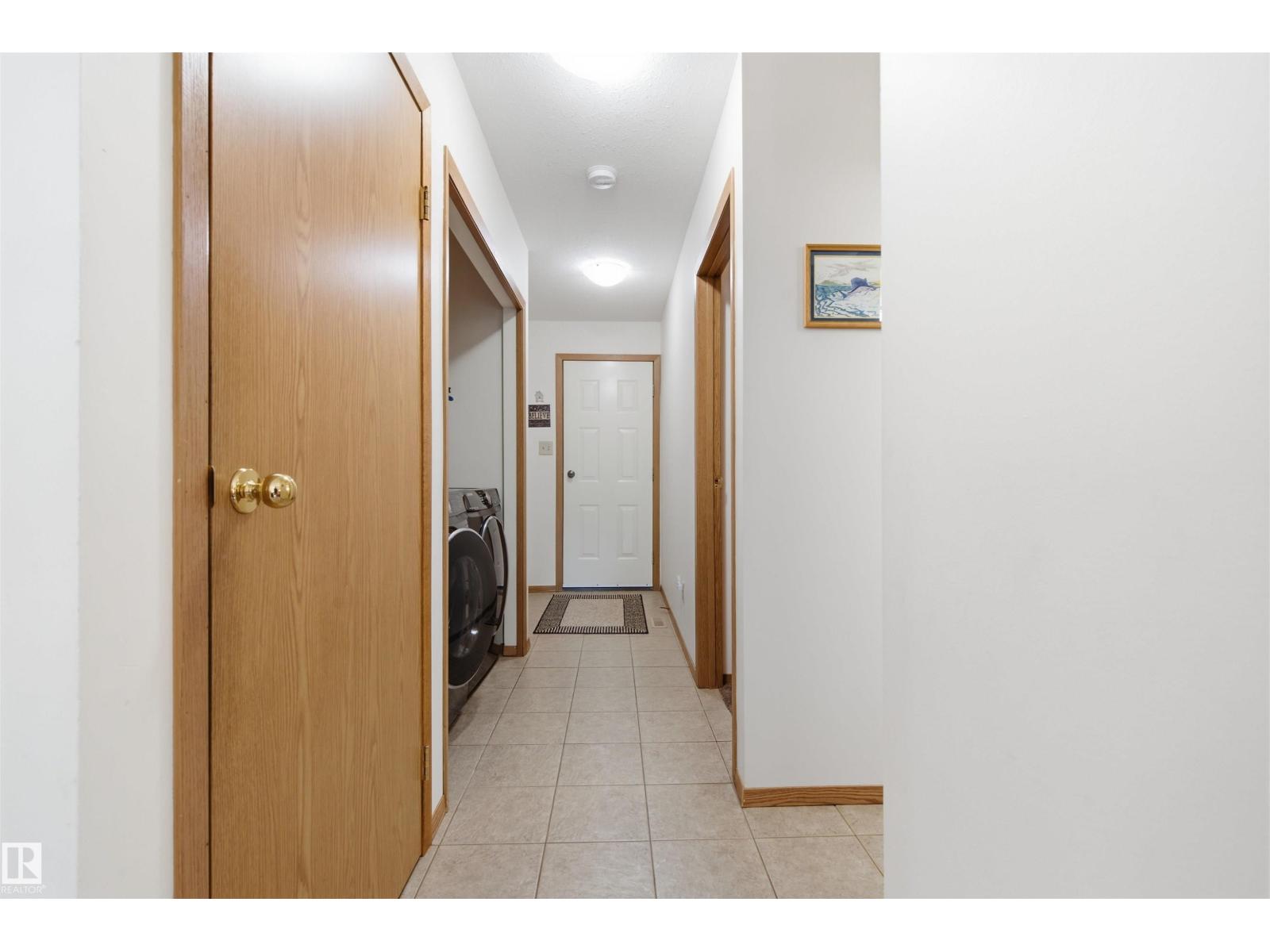 207 18 ST - 16