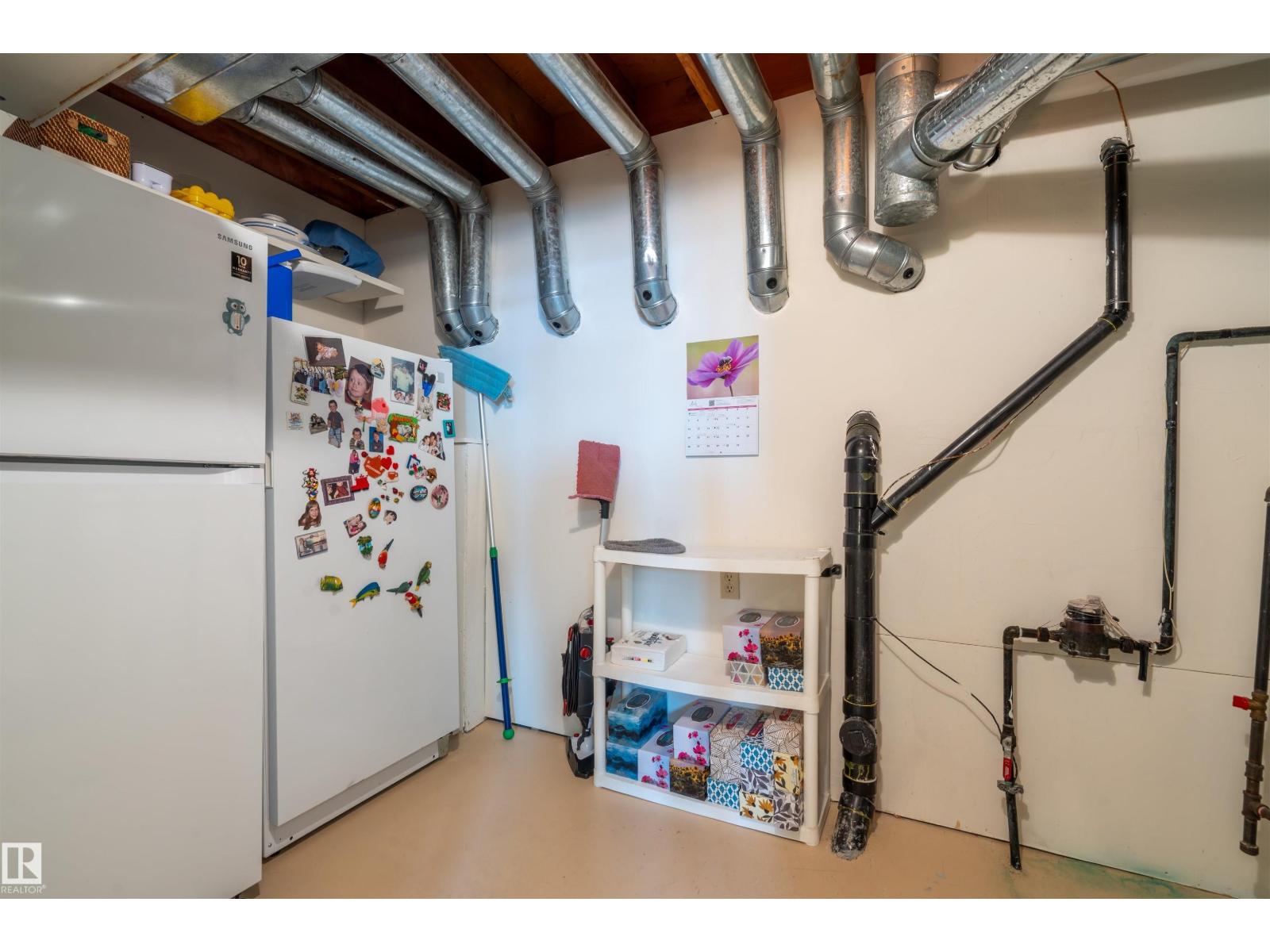 207 18 ST - Image 32