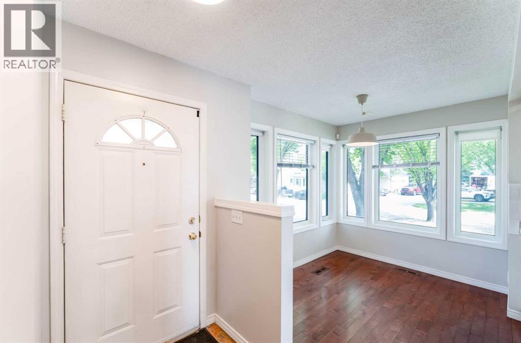 166, 388 Sandarac Drive NW, Sandstone Valley, Calgary photo 4