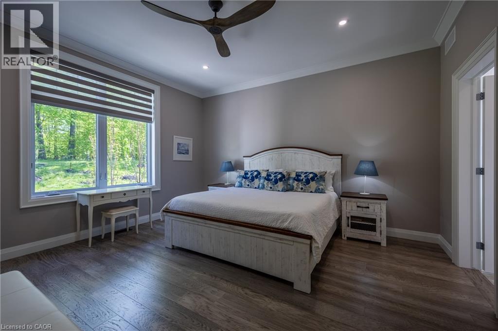 83 BEECHNUT Lane - Image 24