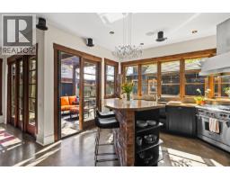 2673 Bath Street, Kelowna, BC V1Y1M3 Photo 14