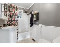 1499 Highway 7, Kawartha Lakes, ON K0M2M0 Photo 22