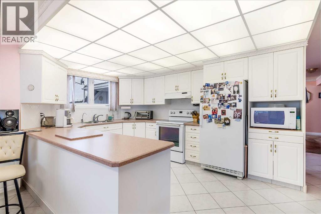 3 Rustic Road - Image 18