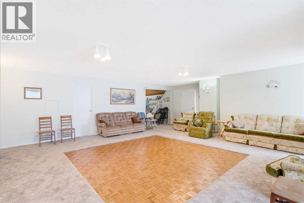 3 Rustic Road - Image 28