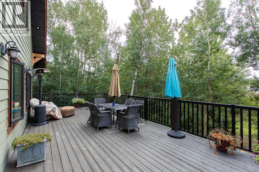 431 SUMMER Crescent - Photo 39
