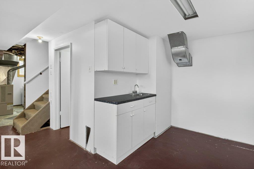 10640 79 ST NW - 31