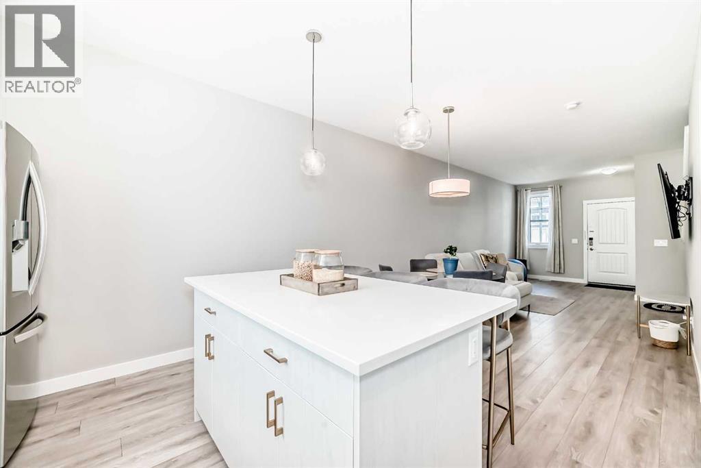 410 Cranbrook Walk SE - 11