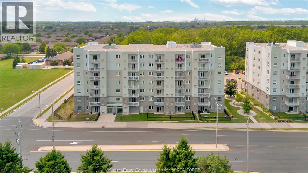#705 1675 BANWELL ROAD - Image 37