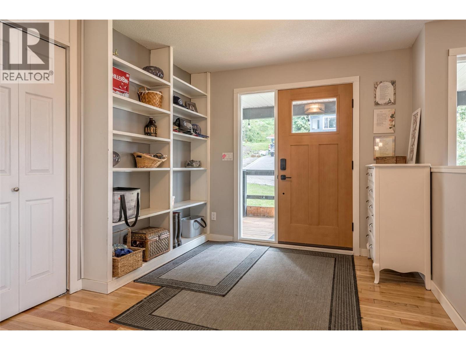 3286 Upper McLeod Road, Spallumcheen — photo 3