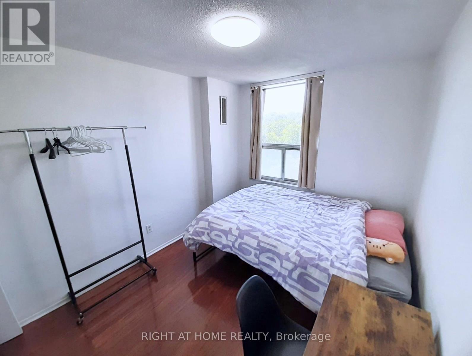 #1008 20 EDGECLIFF GOLFWAY - 15