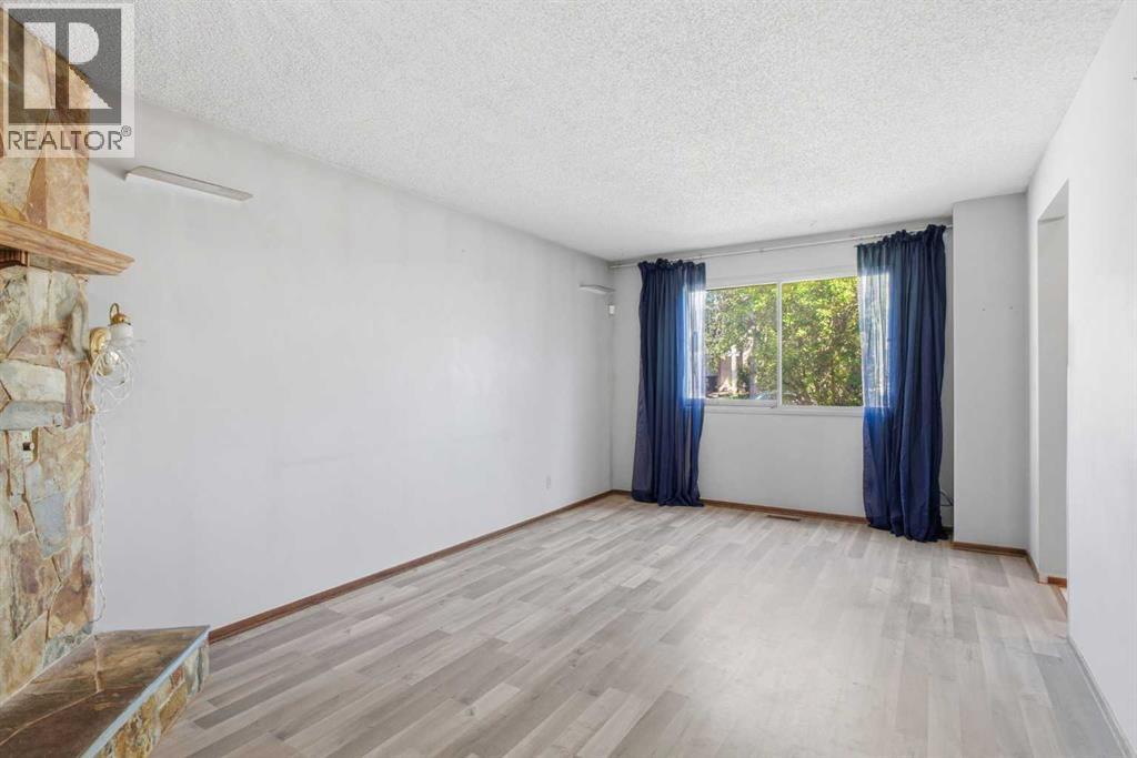 56 Pinecliff Close NE - 9