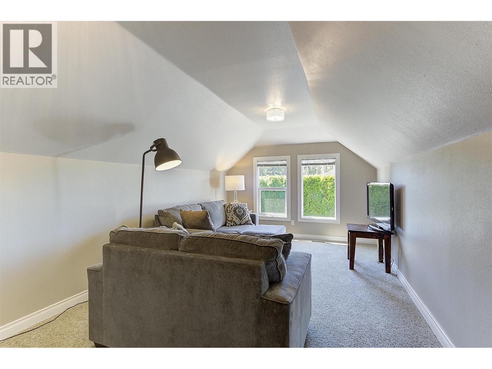  3077 Quail Crescent, Kelowna