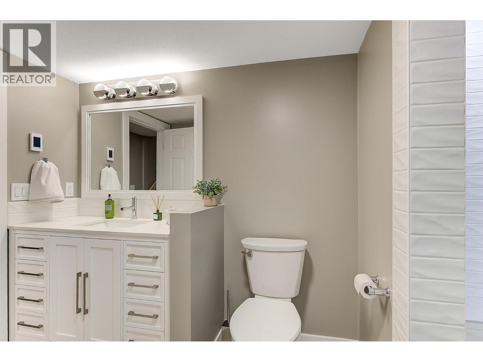  3077 Quail Crescent, Kelowna