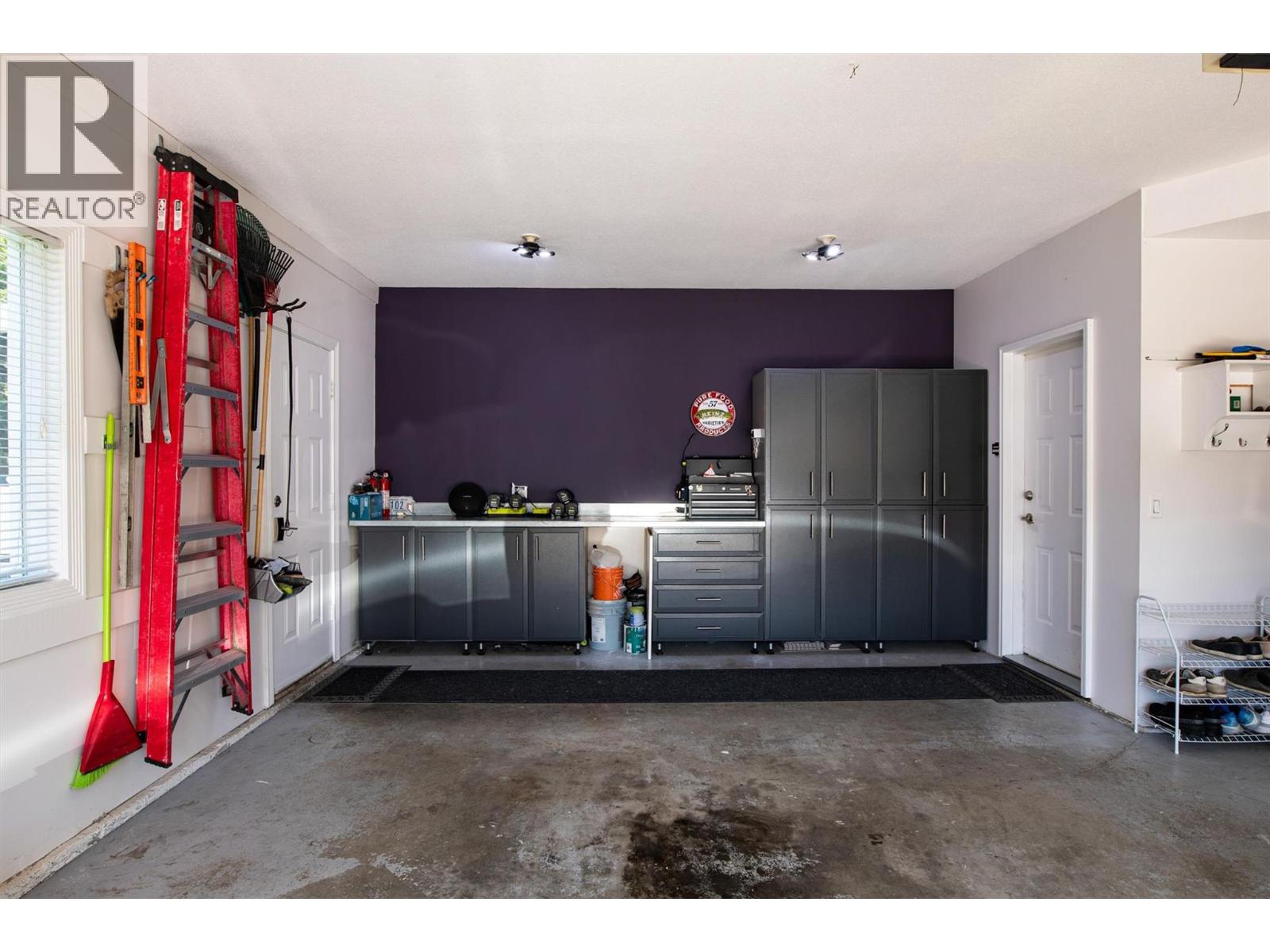  3077 Quail Crescent, Kelowna