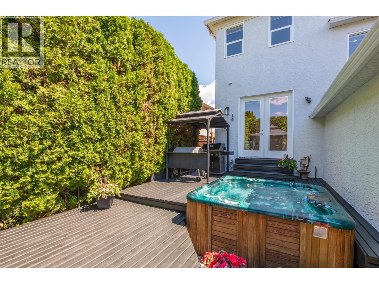  3077 Quail Crescent, Kelowna