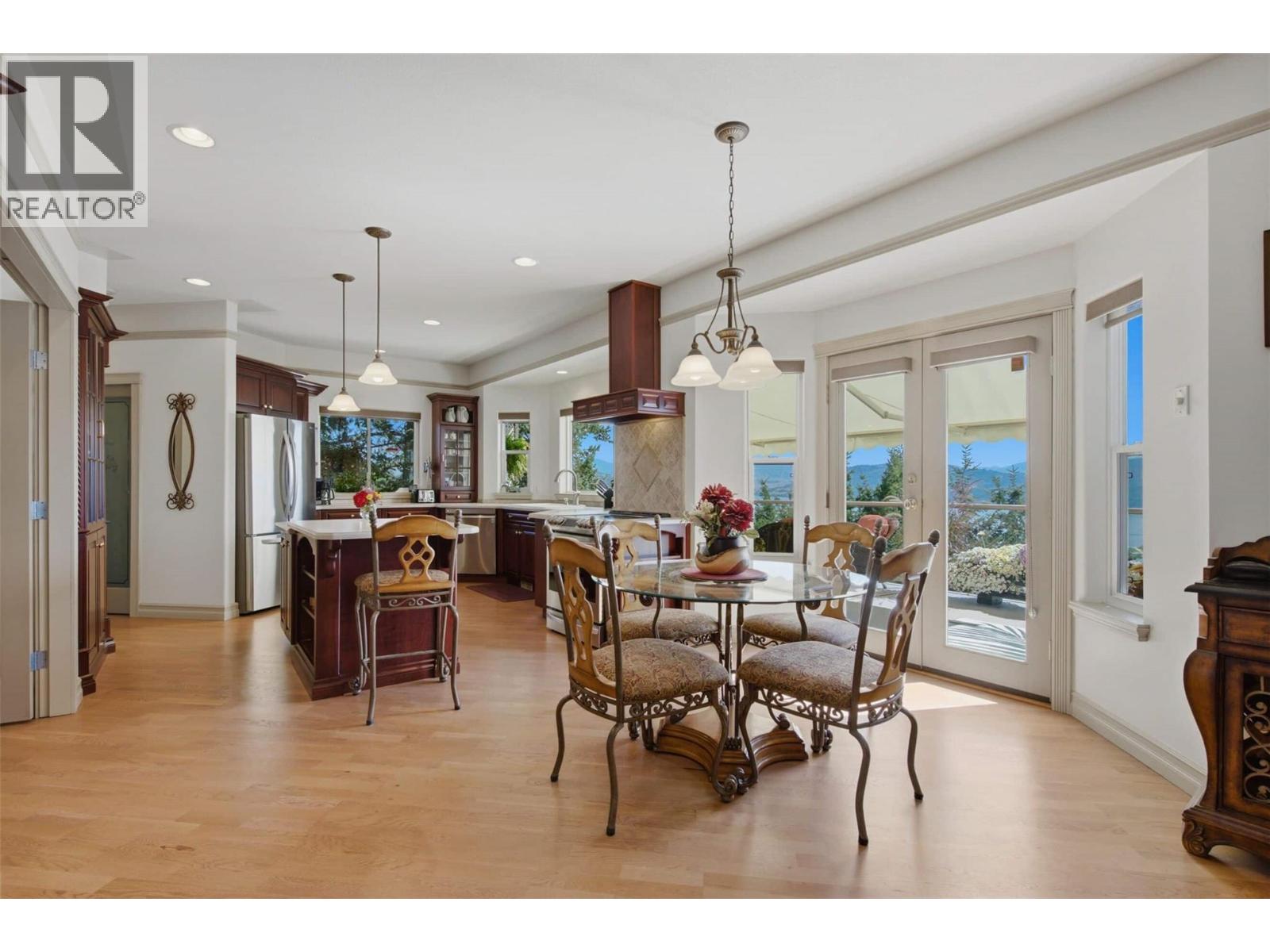594 Mountain Drive - 14