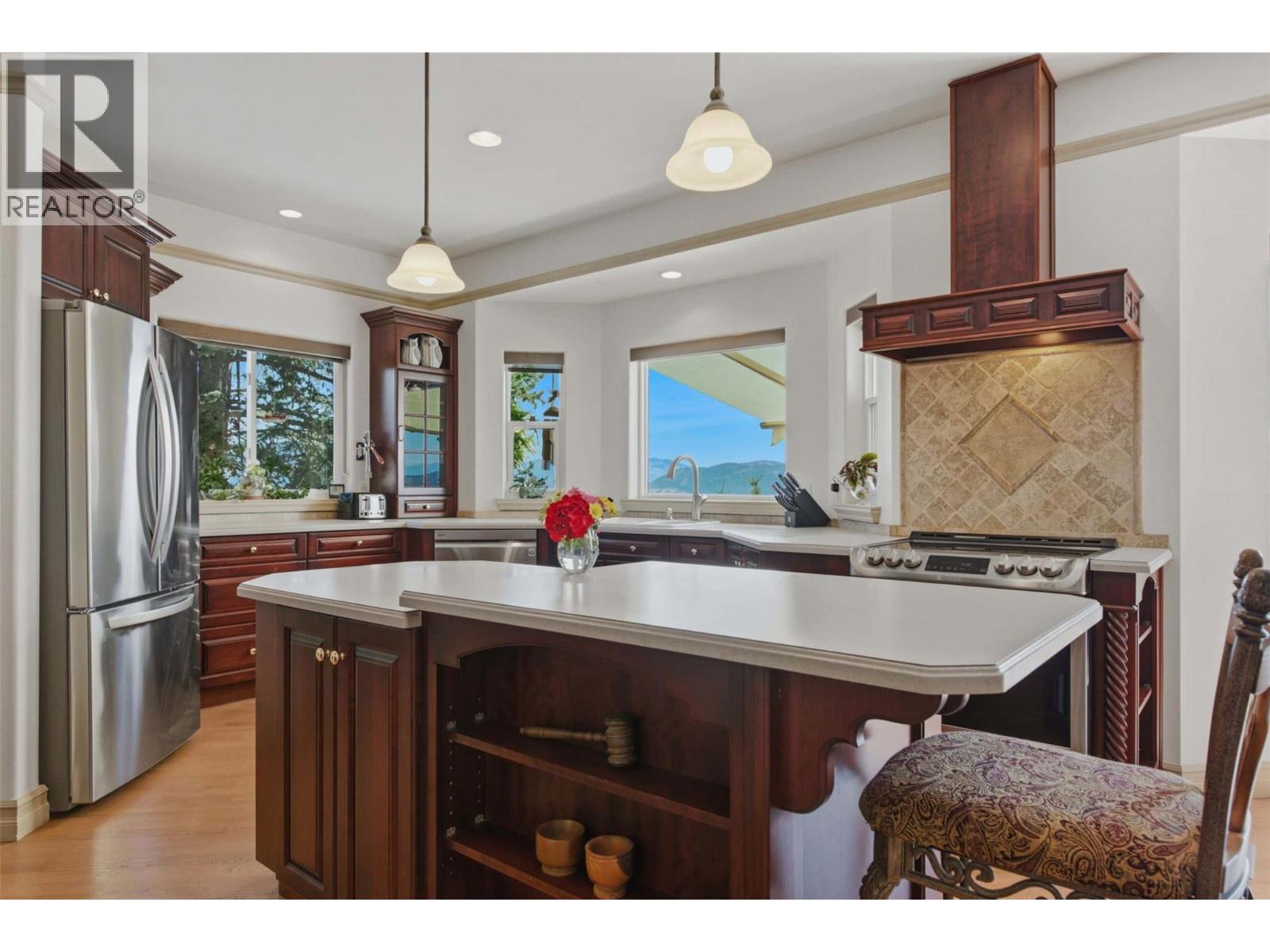 594 Mountain Drive, Vernon
