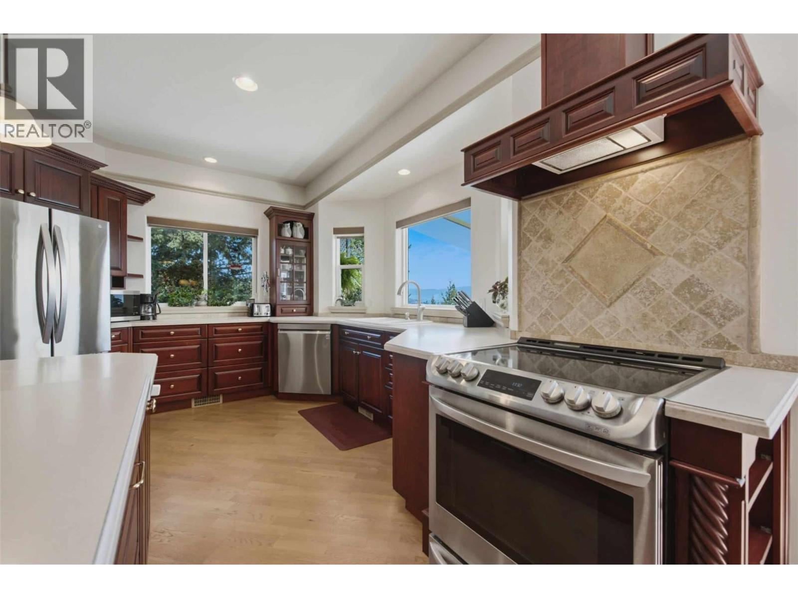 594 Mountain Drive, Vernon