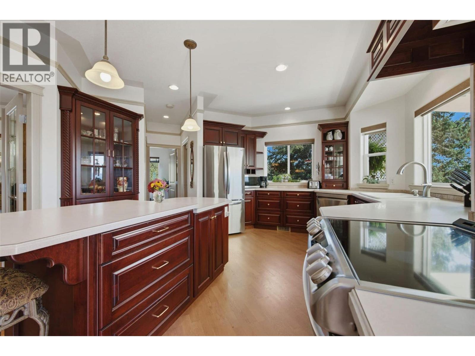 594 Mountain Drive, Vernon