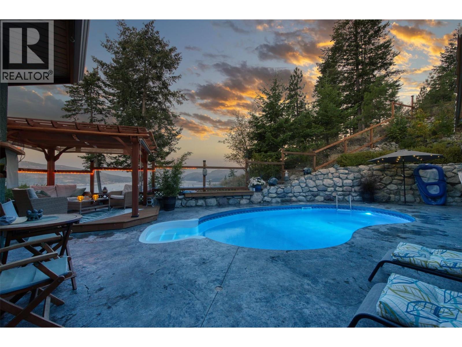 594 Mountain Drive, Vernon