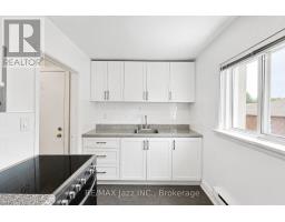1 - 209 Stacey Avenue, Oshawa, ON L1H5A6 Photo 11