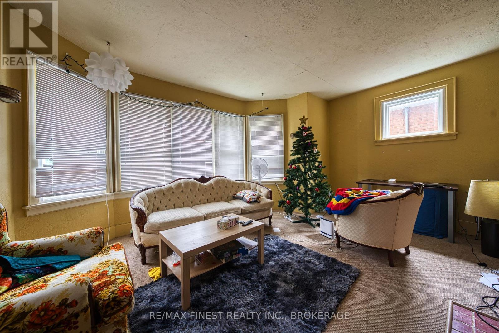 63 PEMBROKE STREET - 19