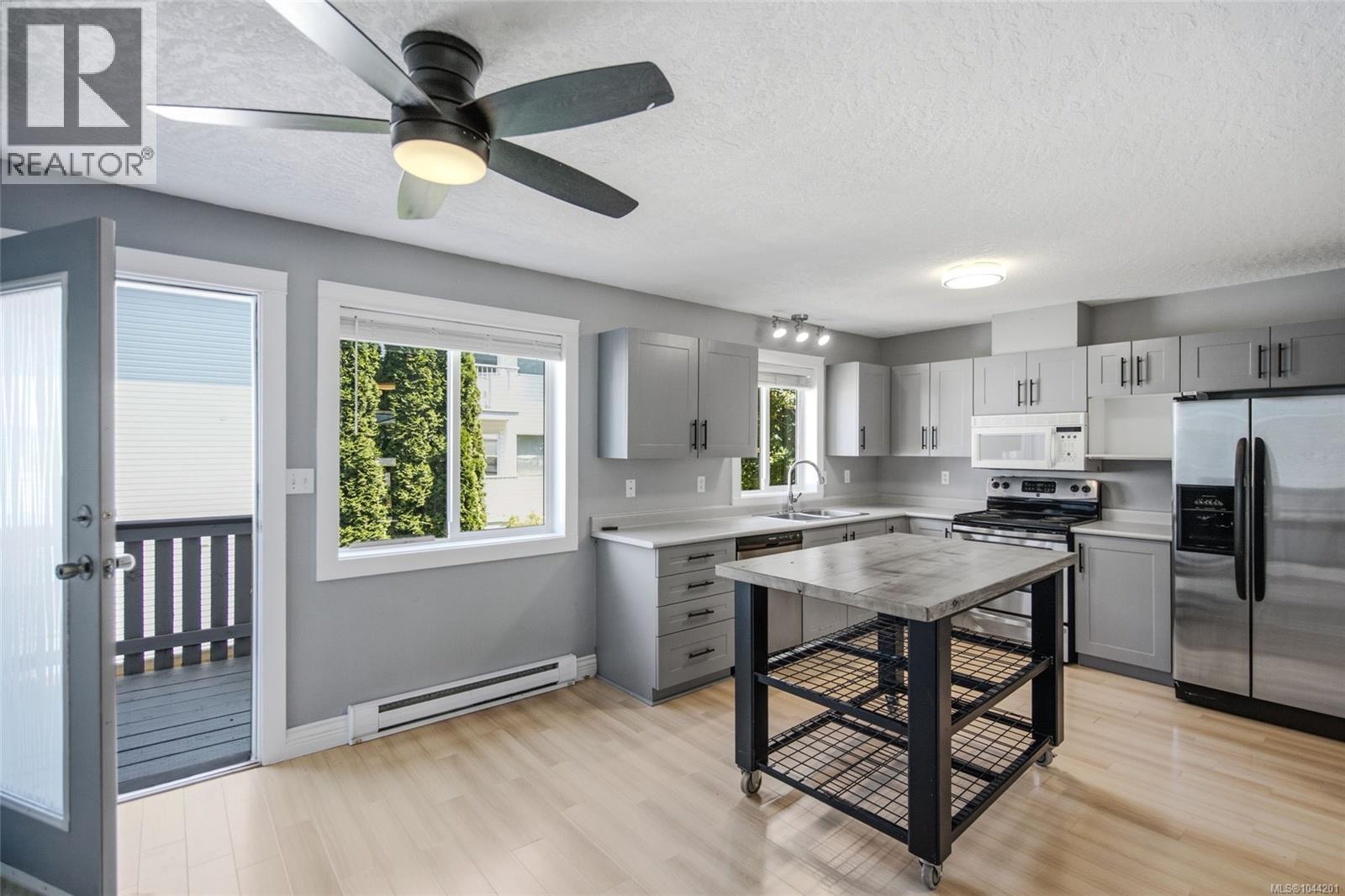 #20 3242 Cowichan Lake Rd - 4