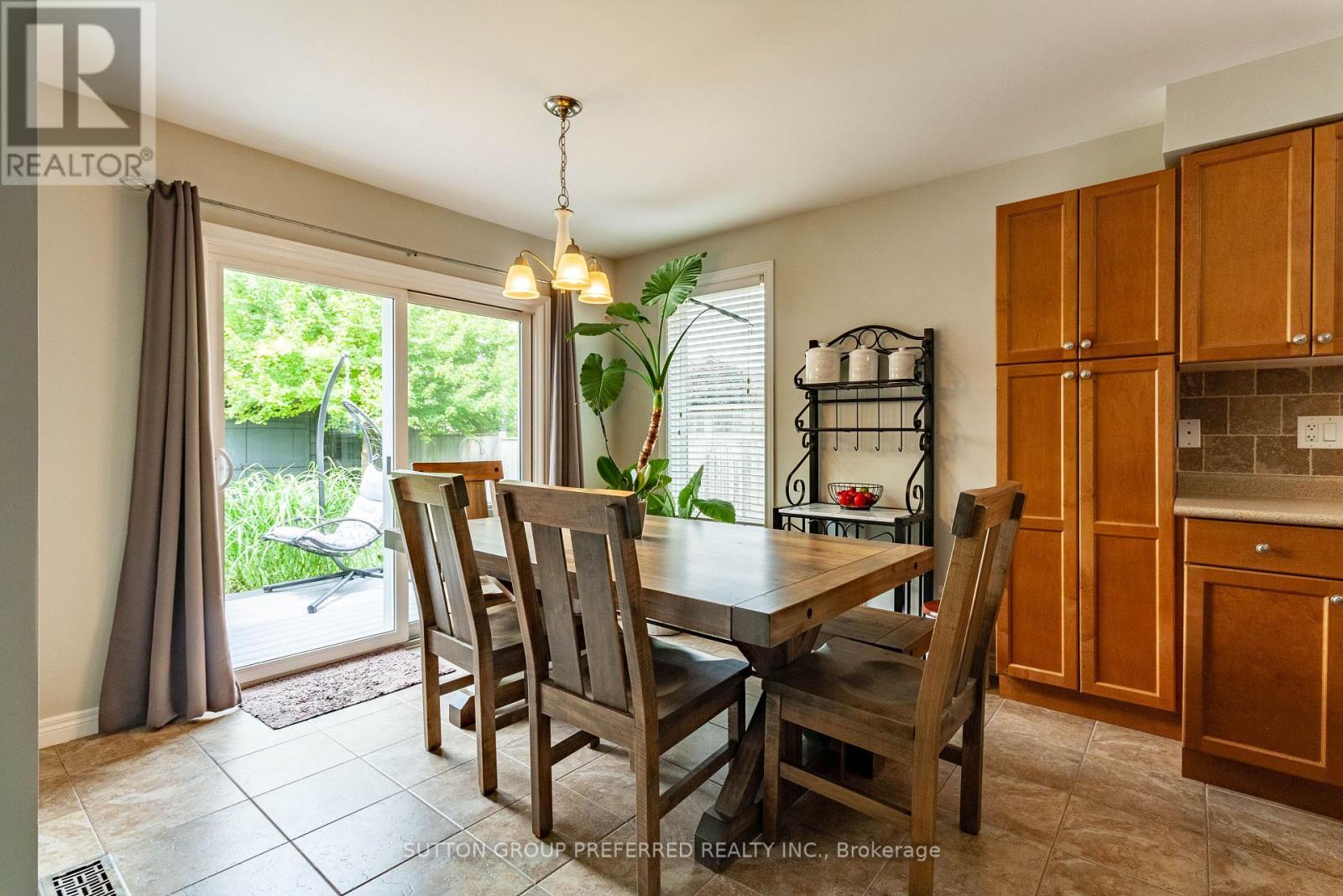 1190 SILVERFOX DRIVE - 12