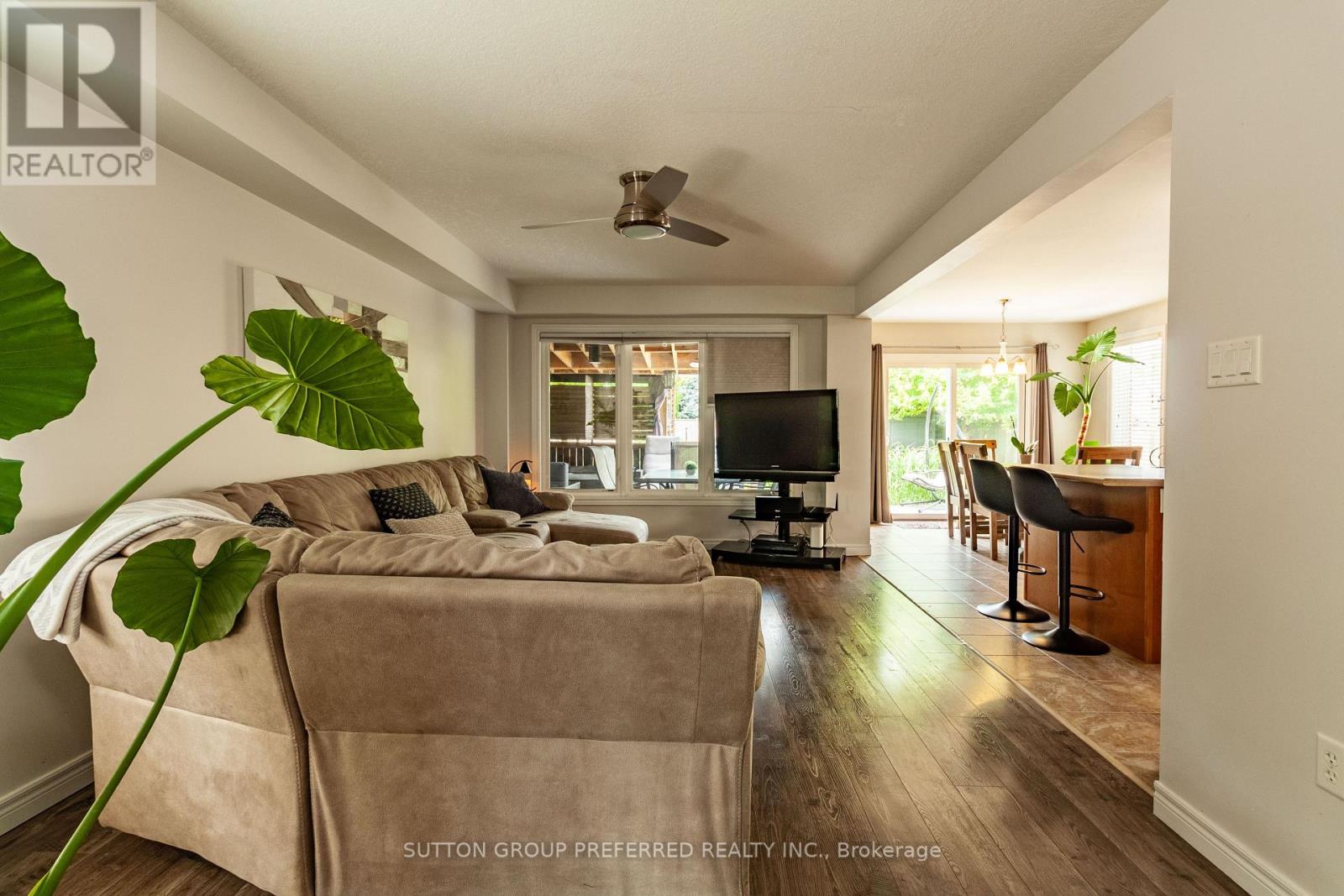 1190 SILVERFOX DRIVE - 16