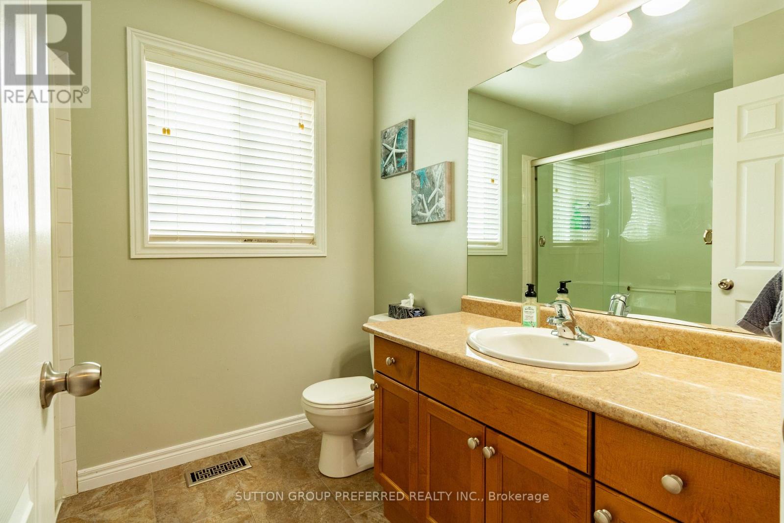1190 SILVERFOX DRIVE - 24
