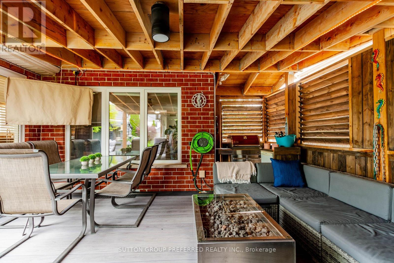 1190 SILVERFOX DRIVE - 42