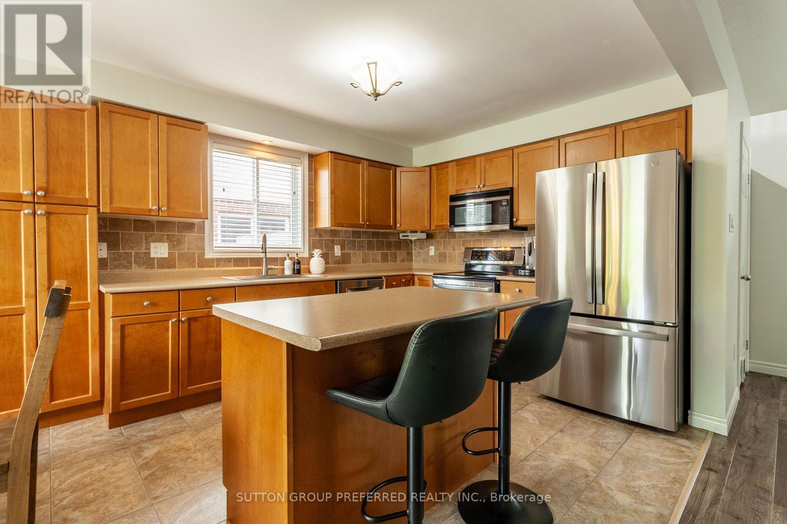 1190 SILVERFOX DRIVE - Image 7