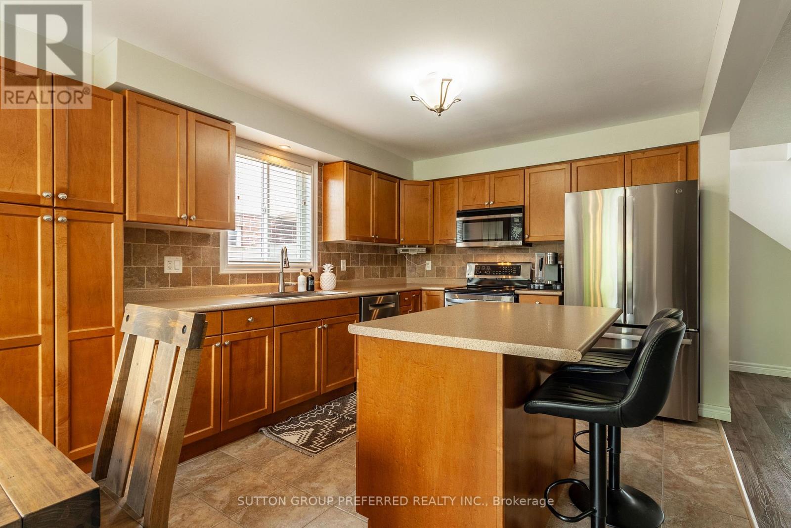 1190 SILVERFOX DRIVE - Image 8