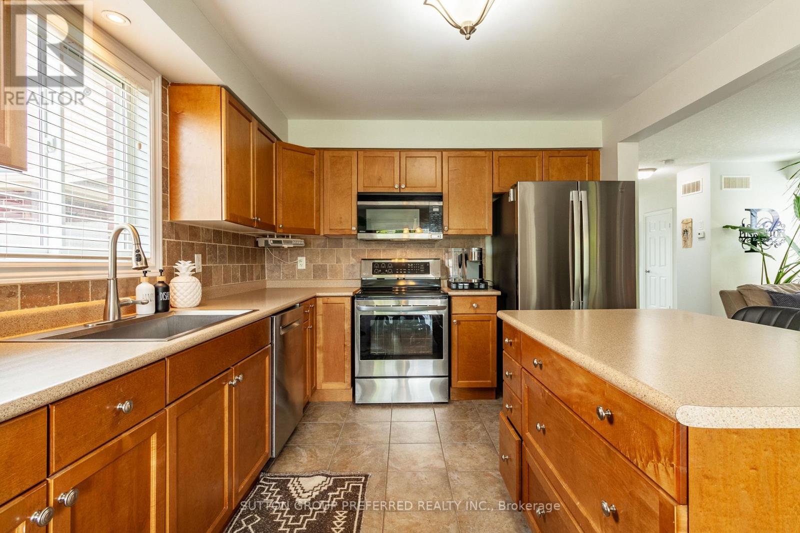 1190 SILVERFOX DRIVE - 9
