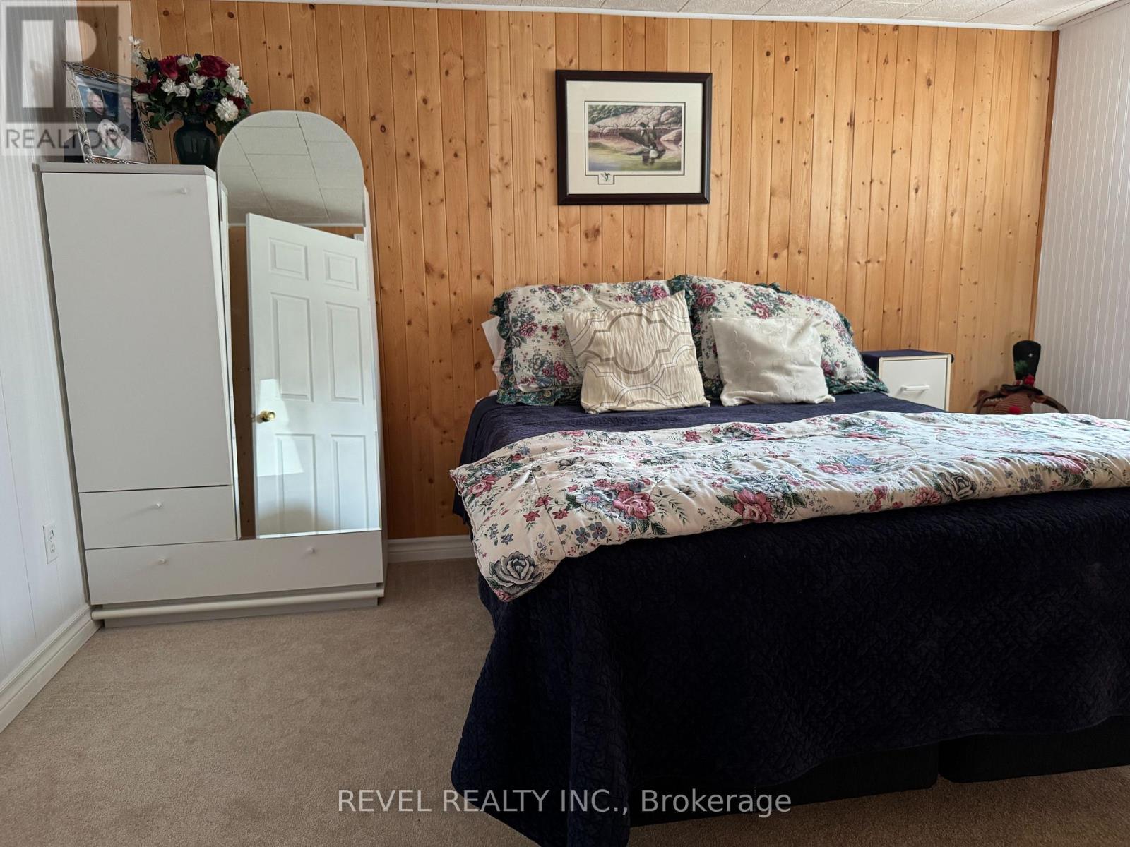 214 BIRCH STREET S - 33
