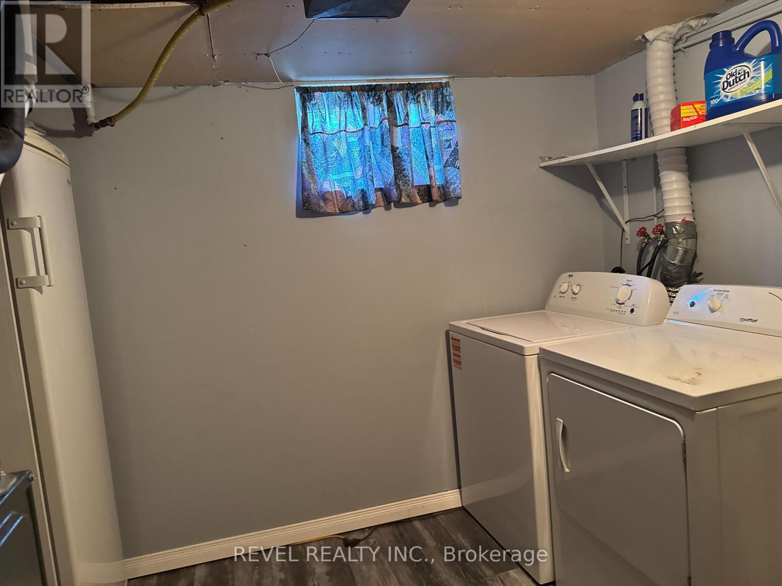 214 BIRCH STREET S - Image 42
