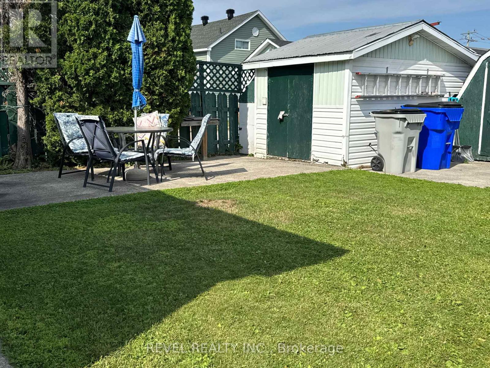 214 BIRCH STREET S - Image 47
