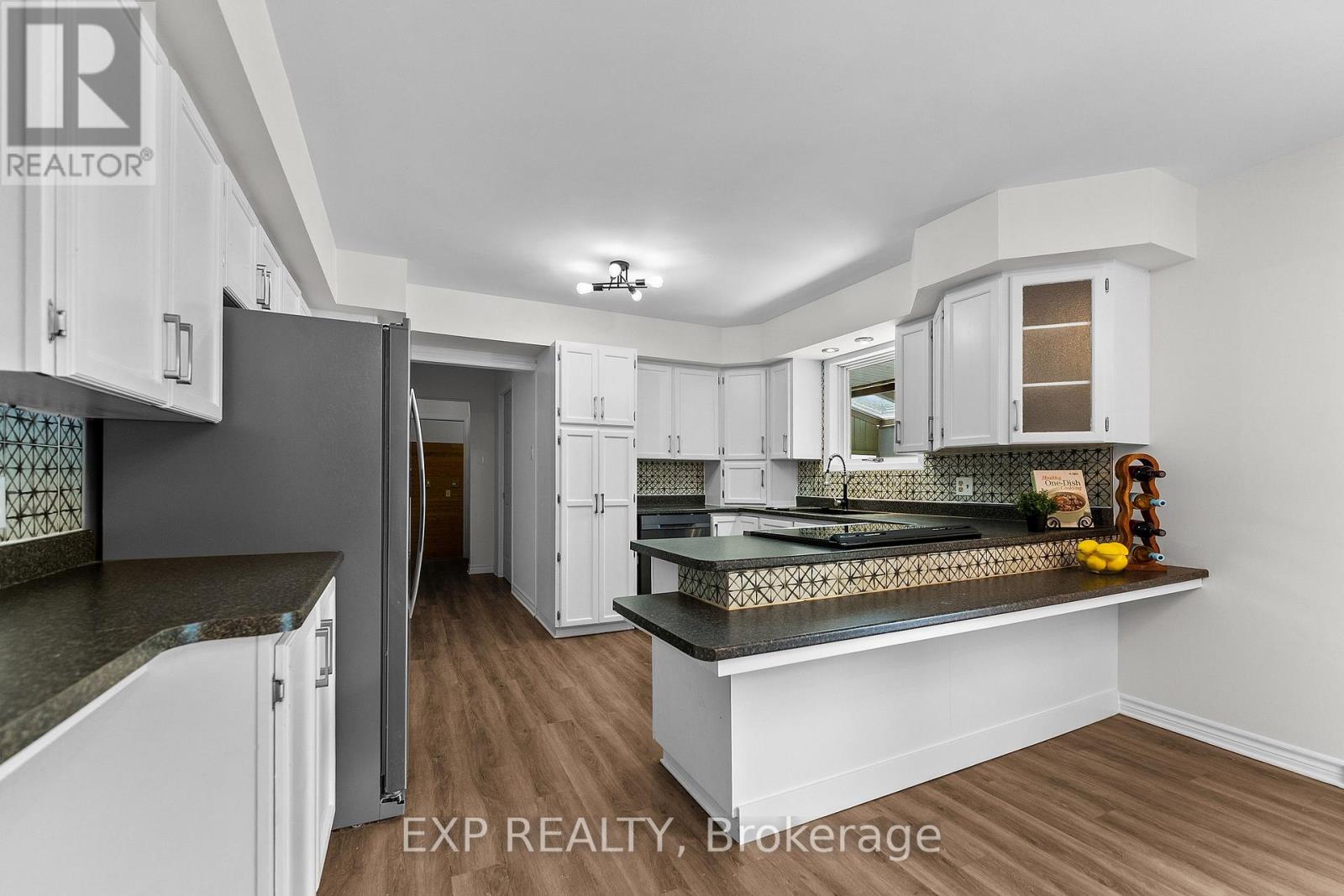 541 COLLINS ROAD - 26