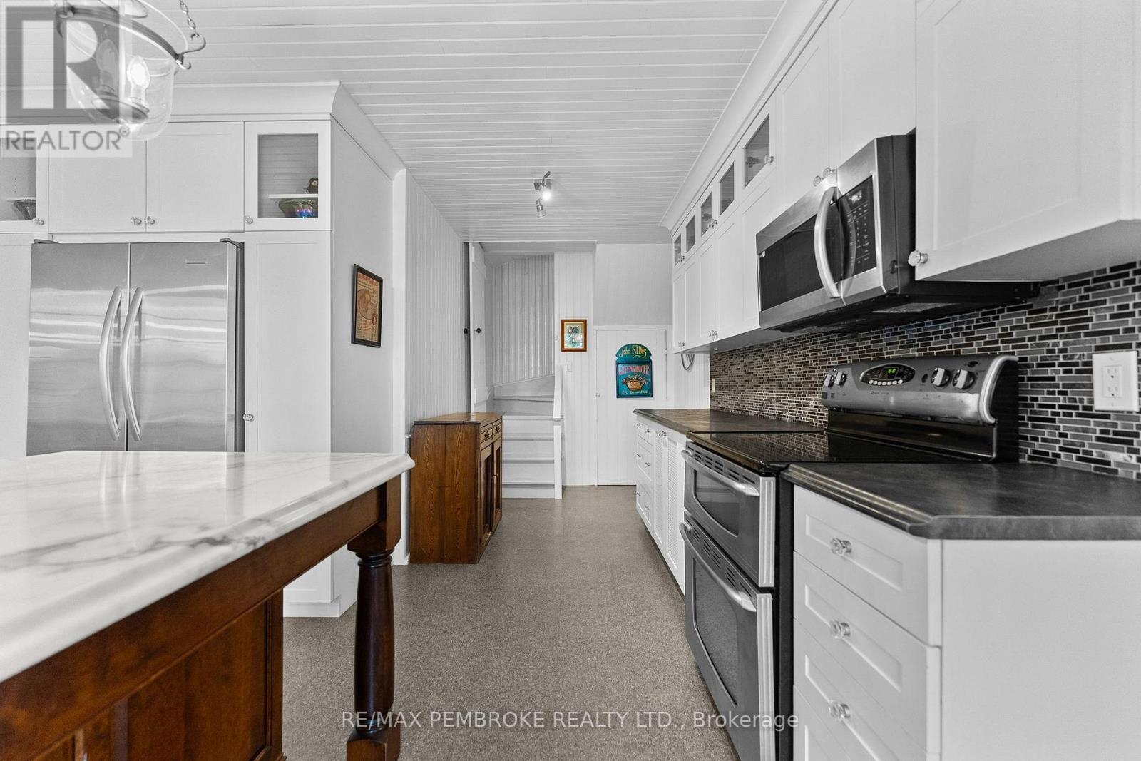 233 CATHERINE STREET - Image 18