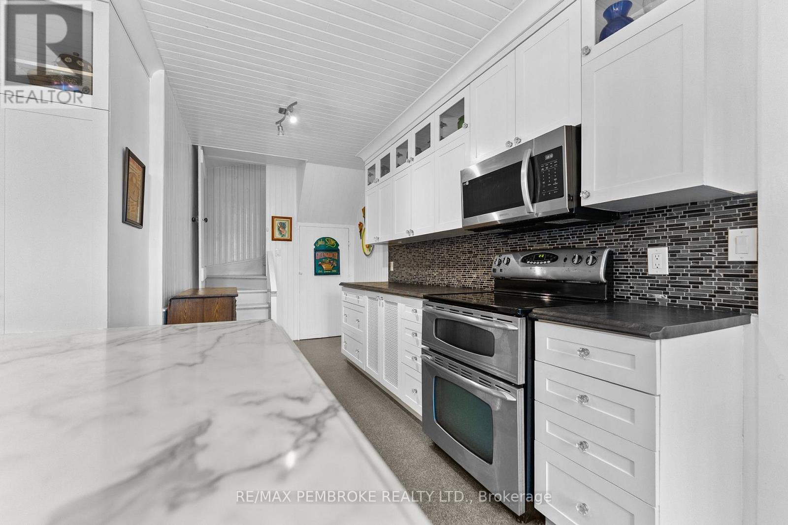 233 CATHERINE STREET - 19
