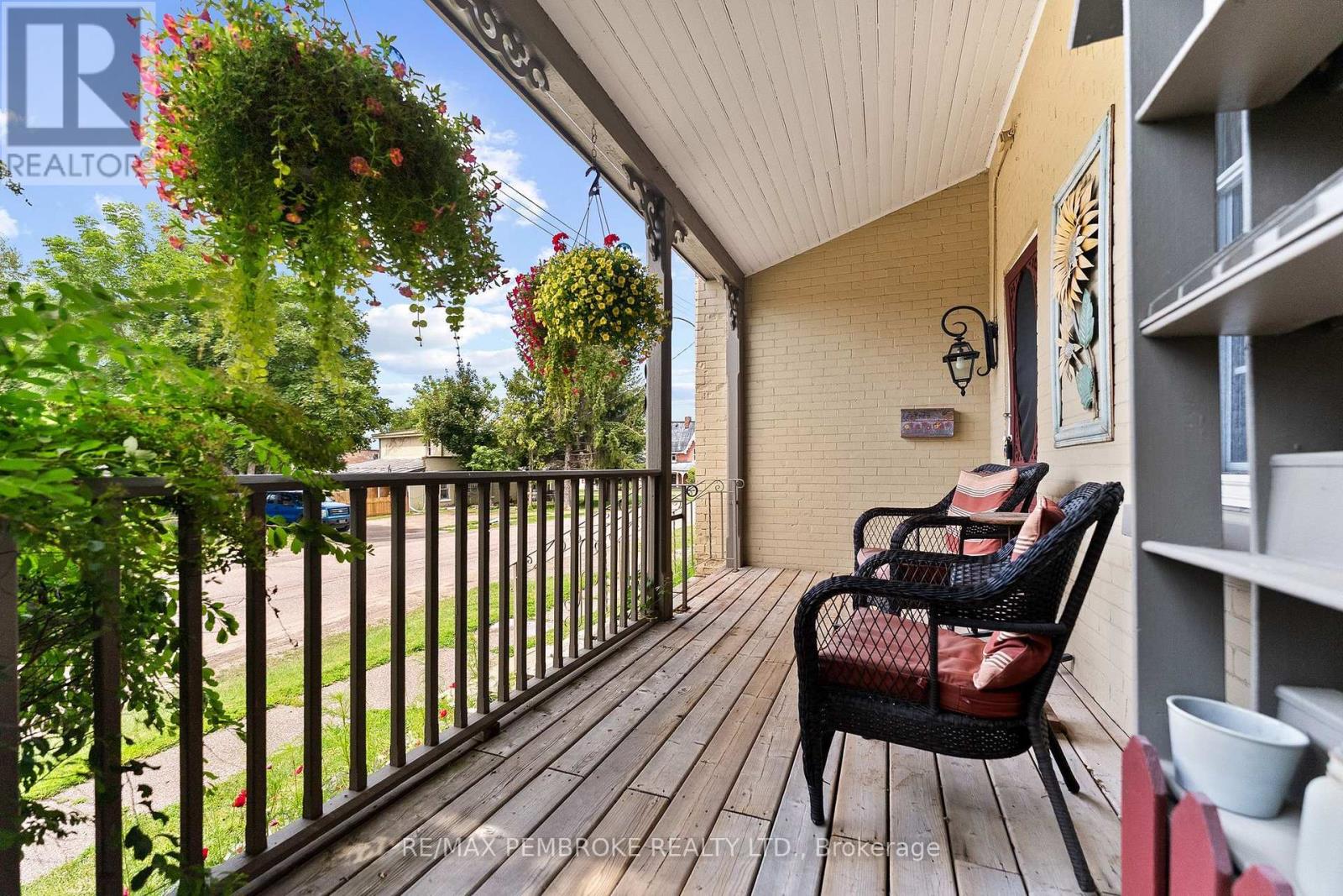 233 CATHERINE STREET - 2