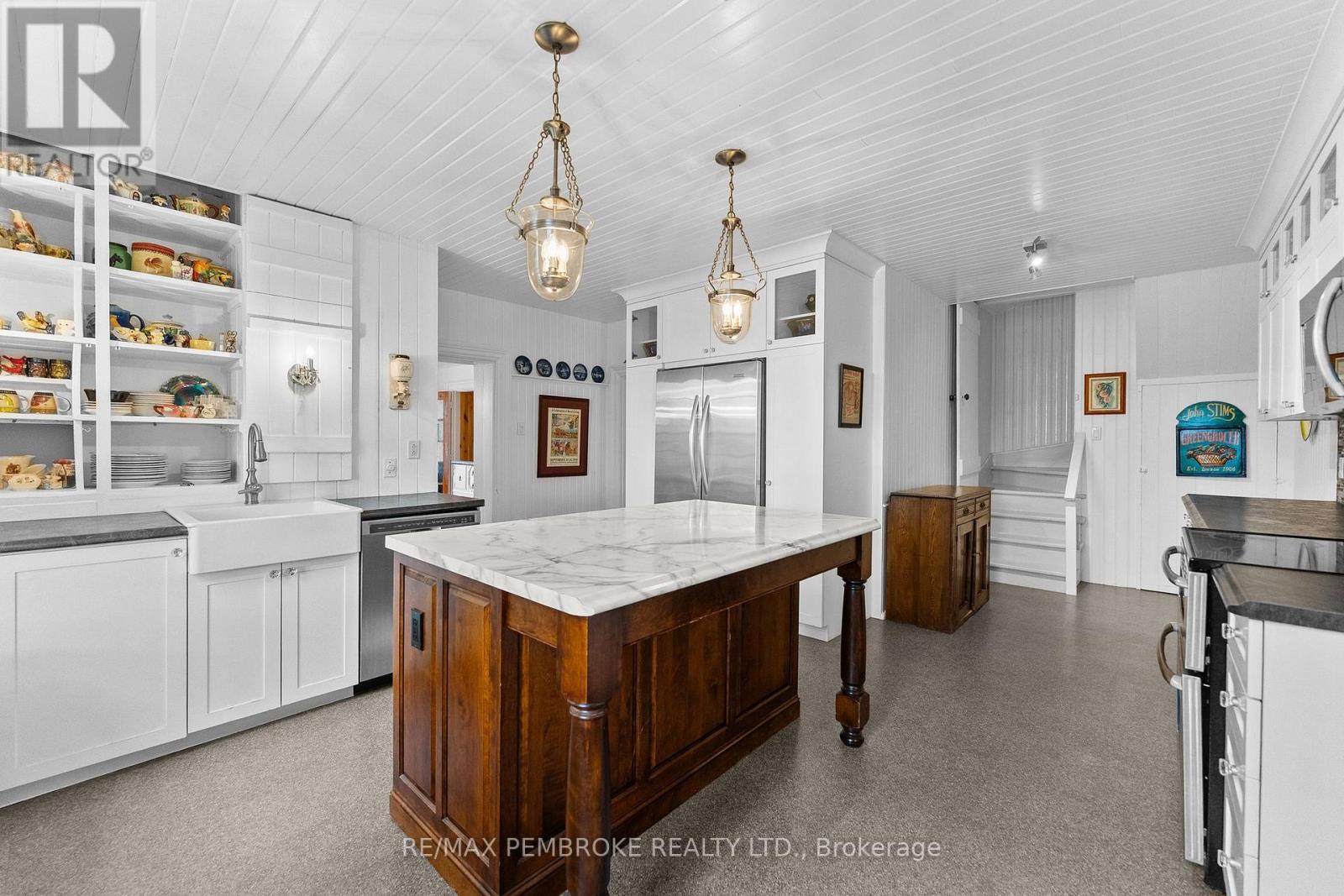 233 CATHERINE STREET - 20