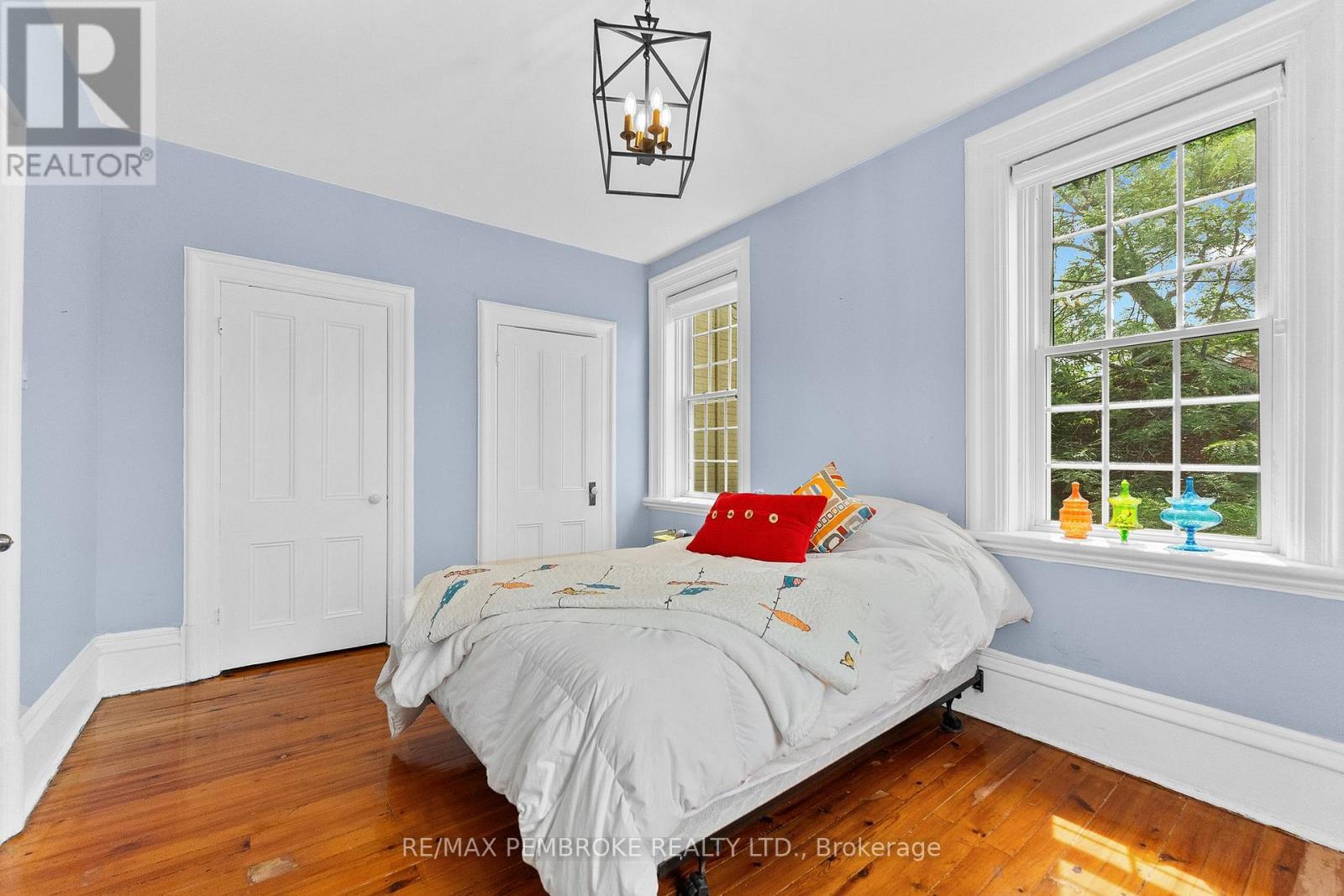 233 CATHERINE STREET - 31