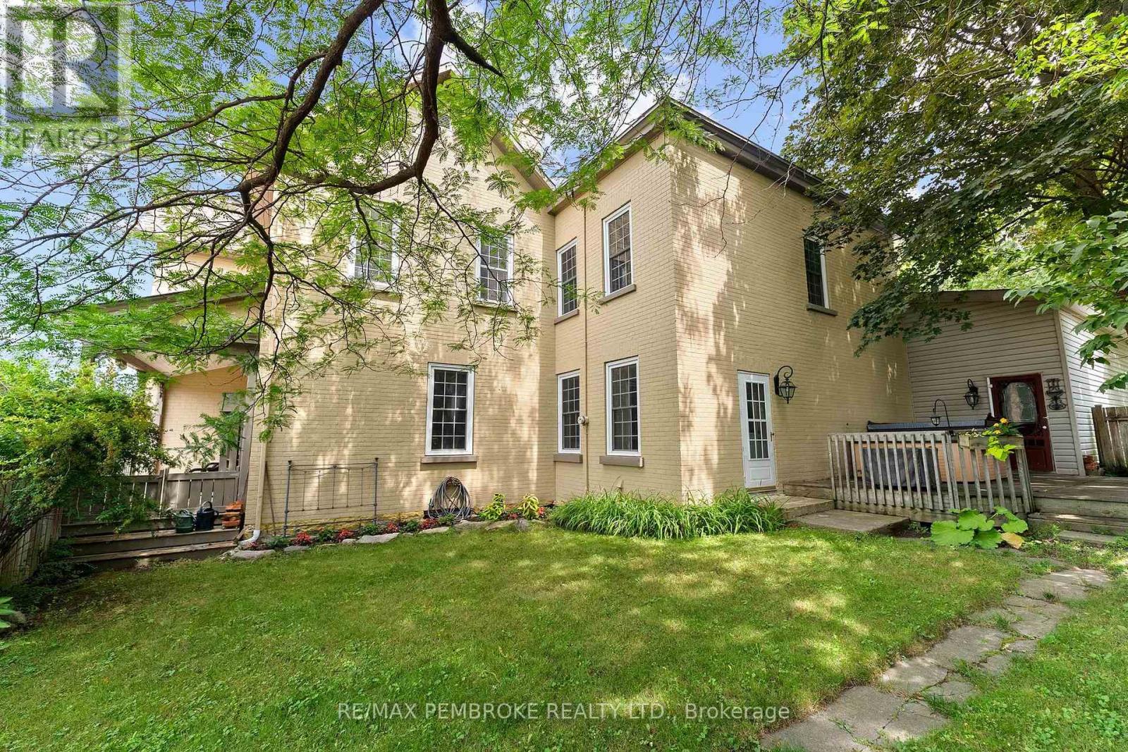 233 CATHERINE STREET - Image 41